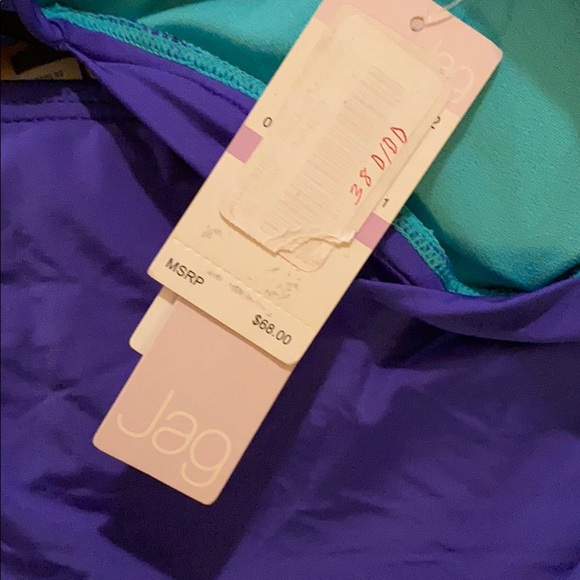 Brand new swinsuit - Picture 3 of 5